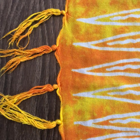 Vintage Sun Beach Sarong - Picture 5 of 12